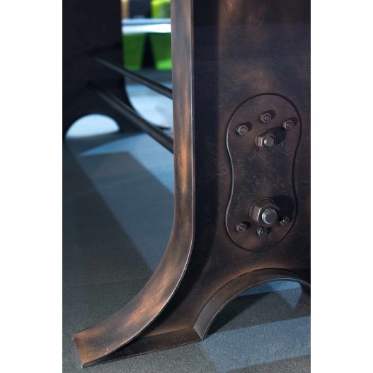 Atelier : Un billard haut de gamme, au style authentique et industriel-2