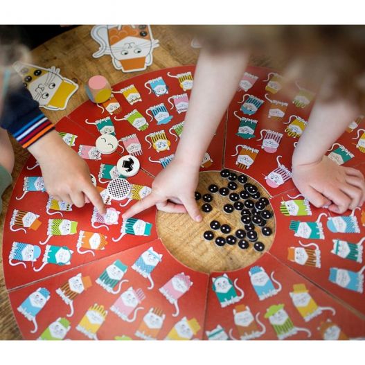 LES CHATS A CHAPEAUX-2