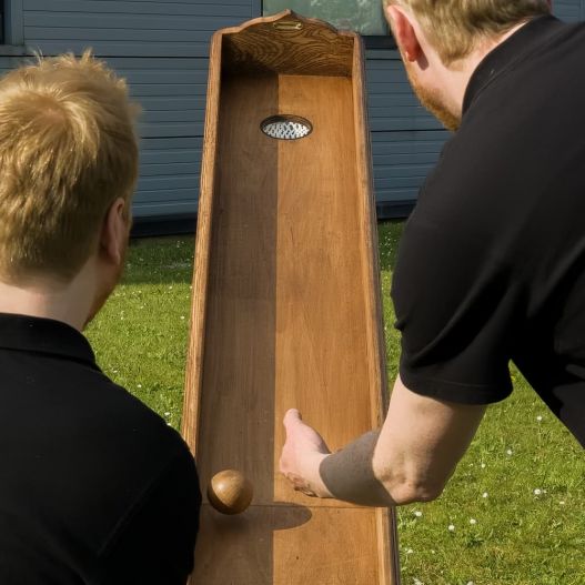 La boule à la pente-1