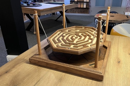 Le labyrinthe suspendu, un jeu d'animation pour l'événementiel